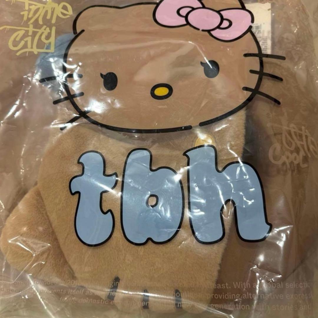 海外限定Hello Kitty x TBH ネックピロー　15 在庫ラスト