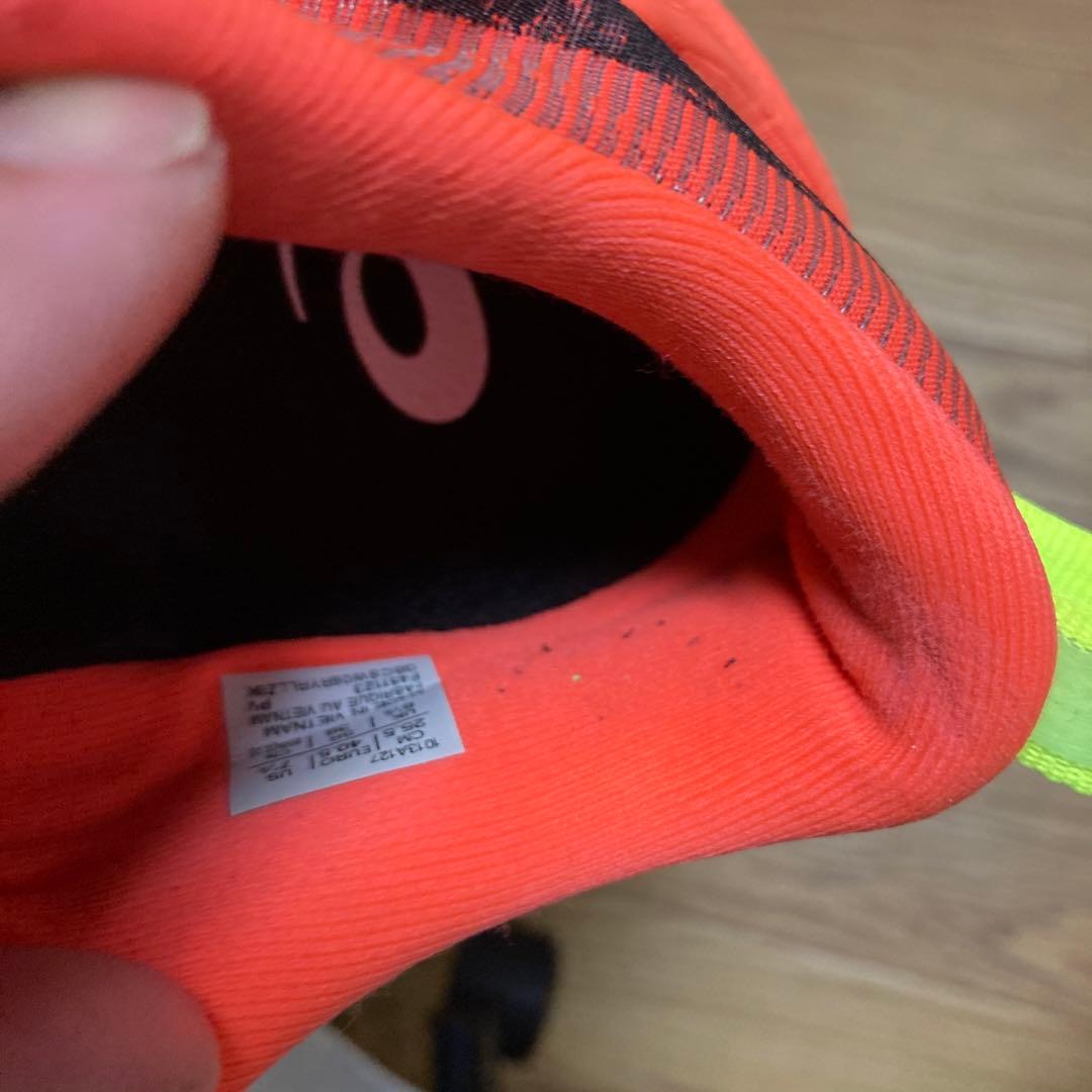 ASICS スーパーブラスト　25.5