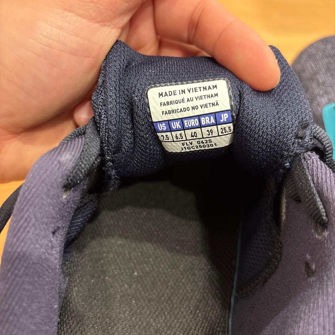ランニングシューズ MIZUNO WAVE RIDER29 サイズ25.5cm