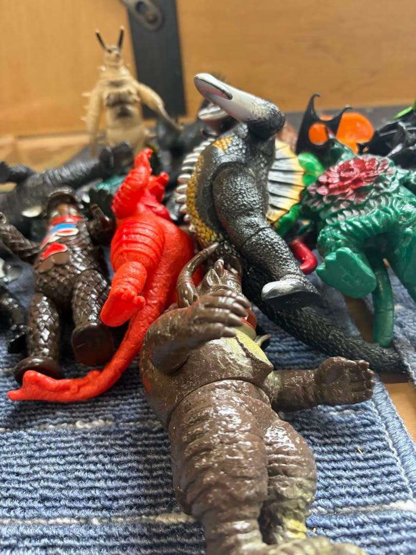 怪獣フィギュア 15体セット