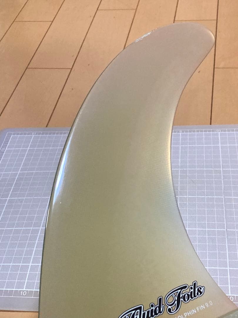 美品　Fluid Foils Dolphin Fin 9.0 スモーク