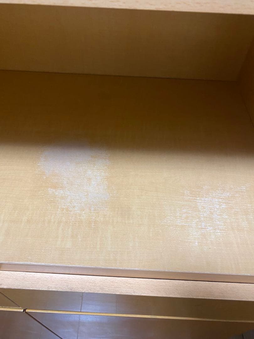 木製キャビネット ガラス扉付き