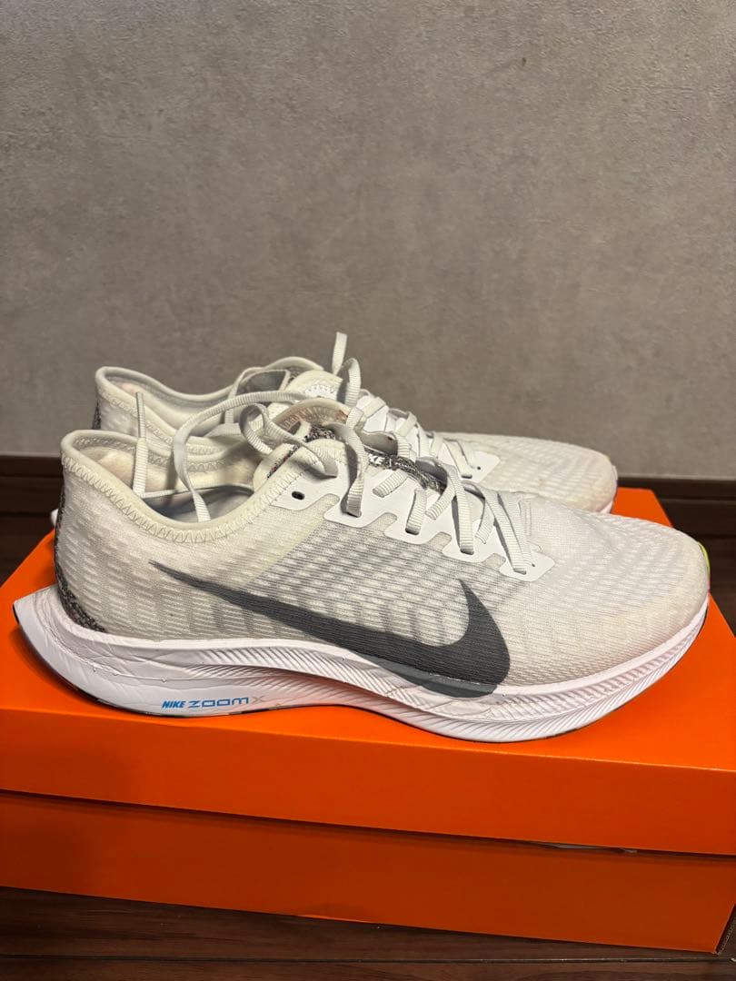美品 NIKE ペガサスターボ2 26.0