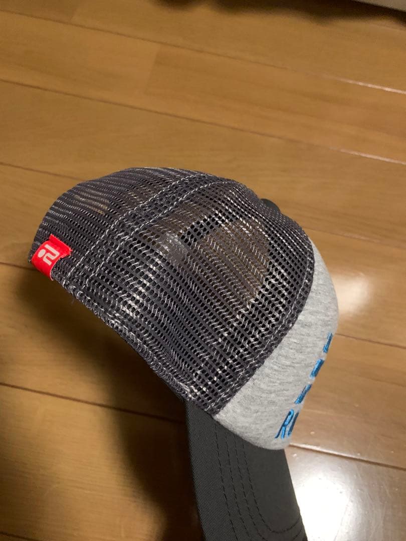 メッシュのロサーセンのキャップ