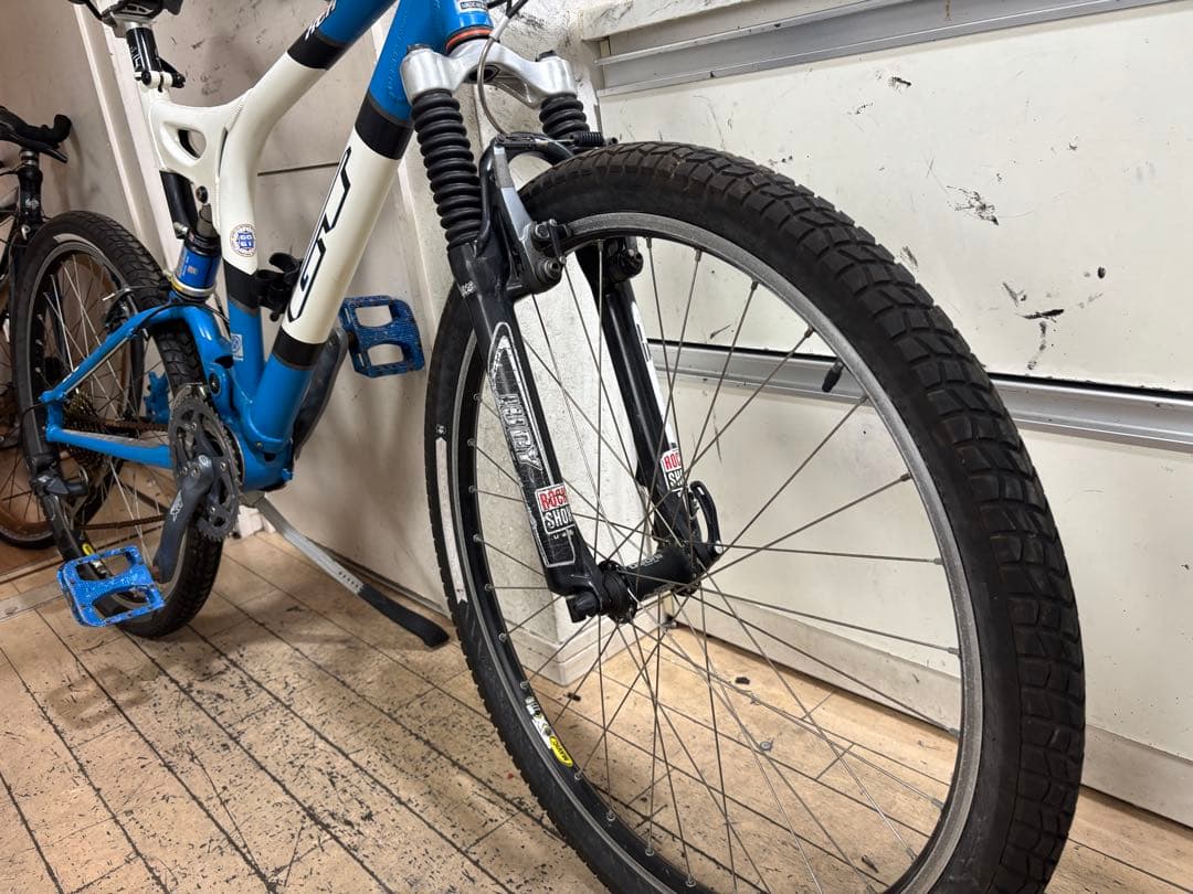 GT・i-drive XCR3000 MTB フルサスマウンテンバイク