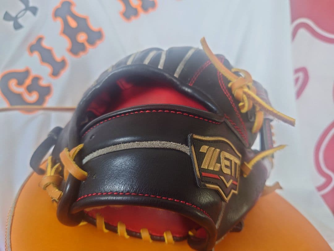 ZETT プロステイタス　硬式内野手グローブ　吉川尚輝モデル