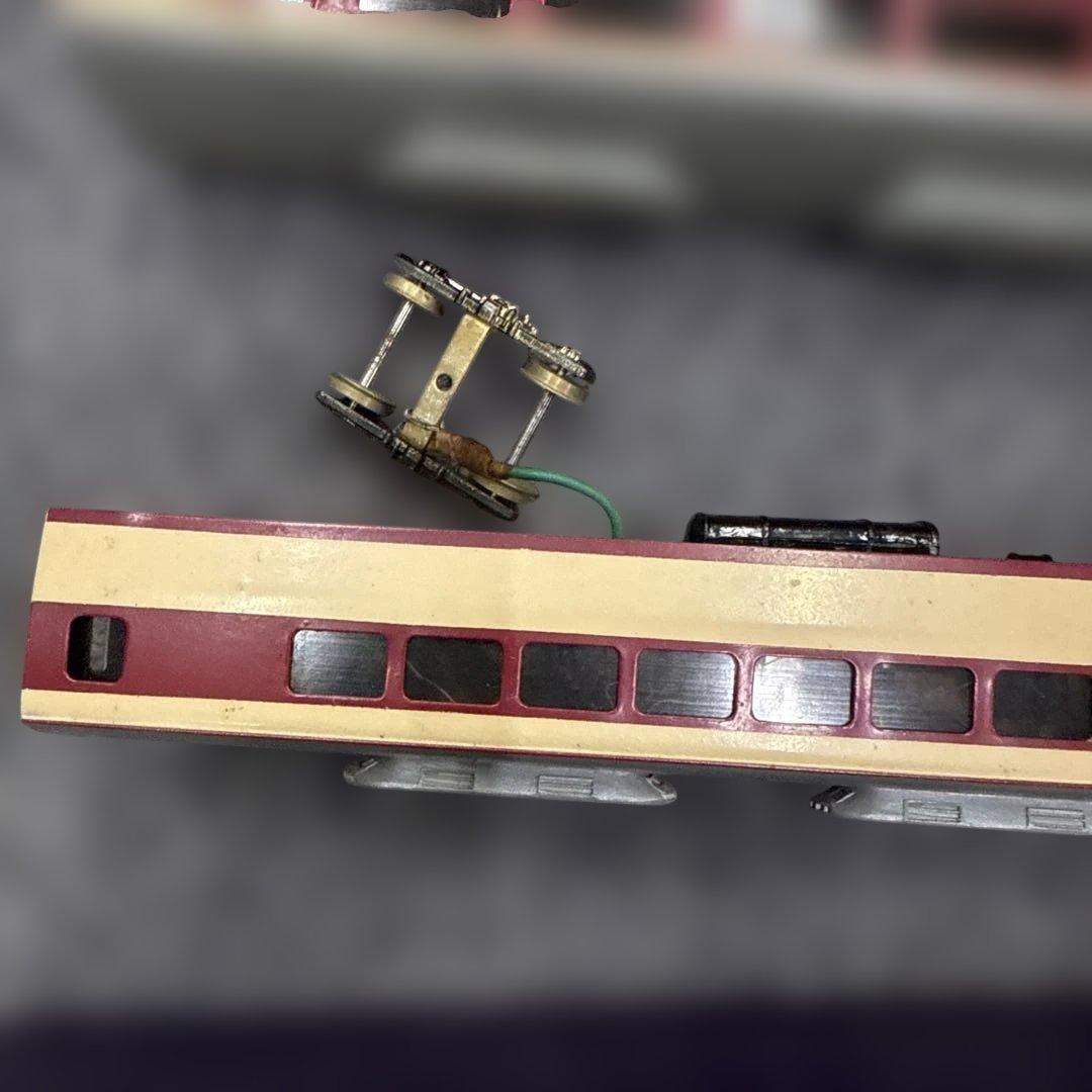 h*e様 T鉄道模型 赤とクリーム