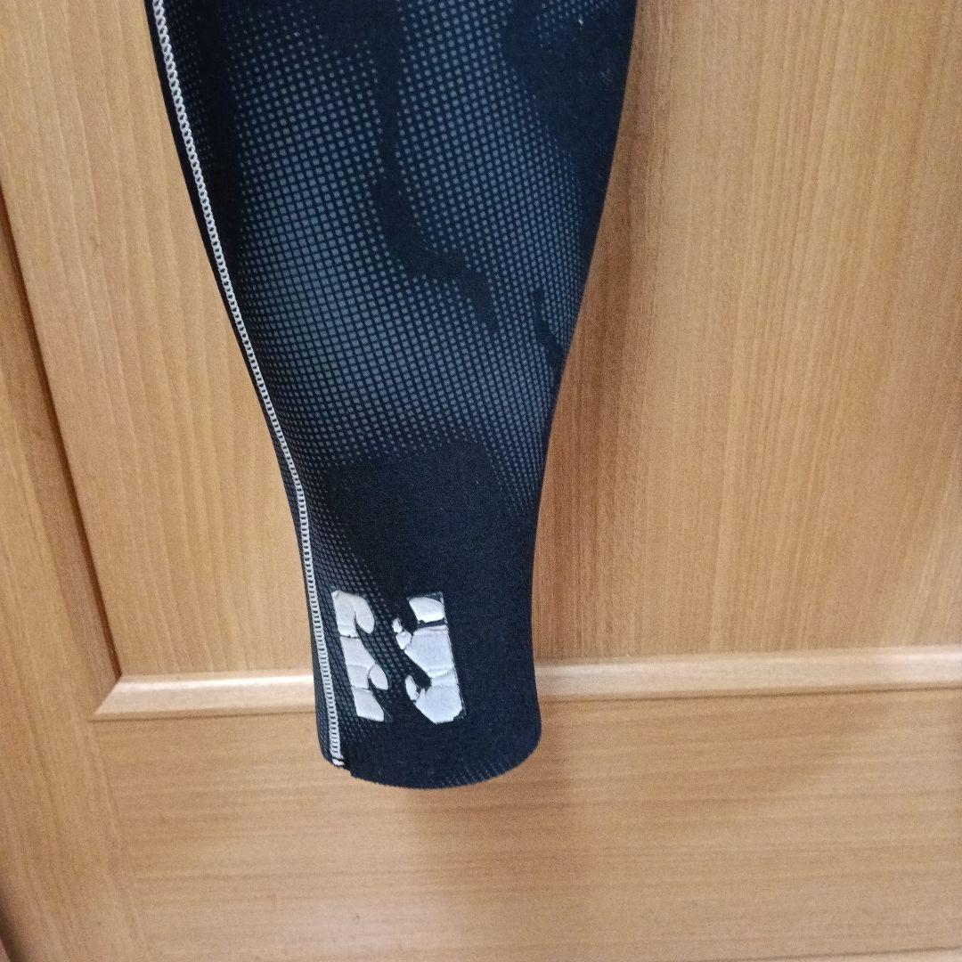 BILLABONG 3m フルスーツ ワインレッド・黒