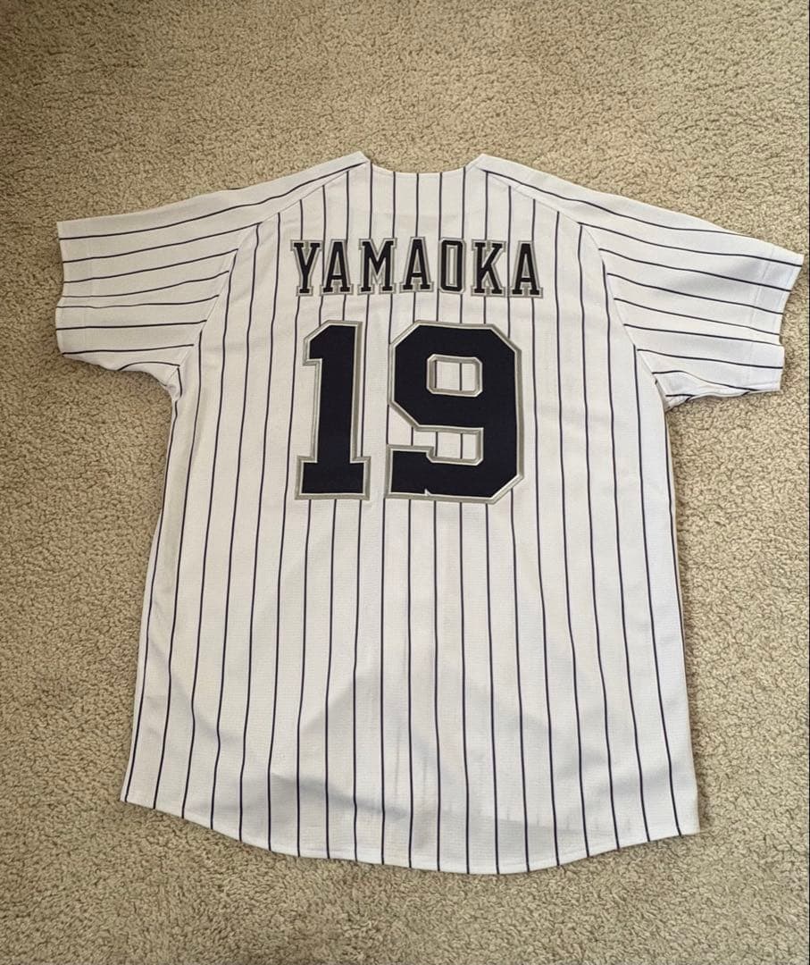 オリックスバファローズ ハイクオリティユニフォーム 山岡選手　サイズM