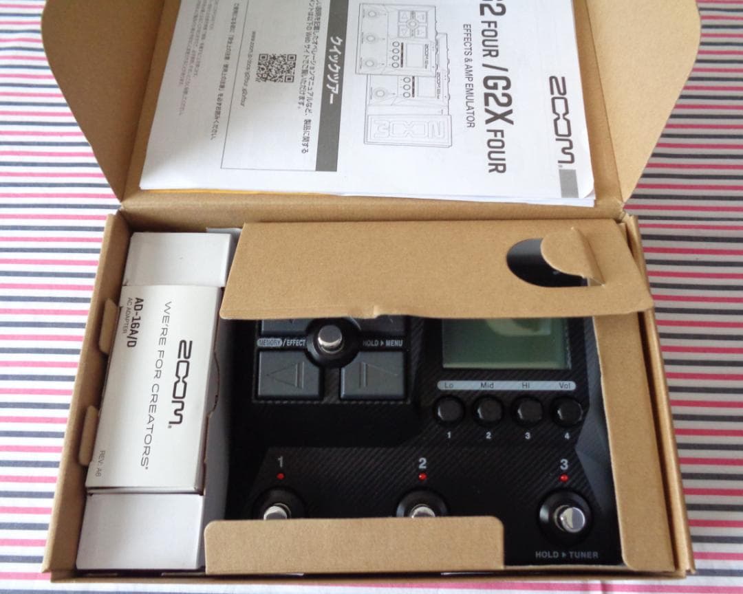 ZOOM G2 FOUR　マルチエフェクター　美品！　ギターエフェクター