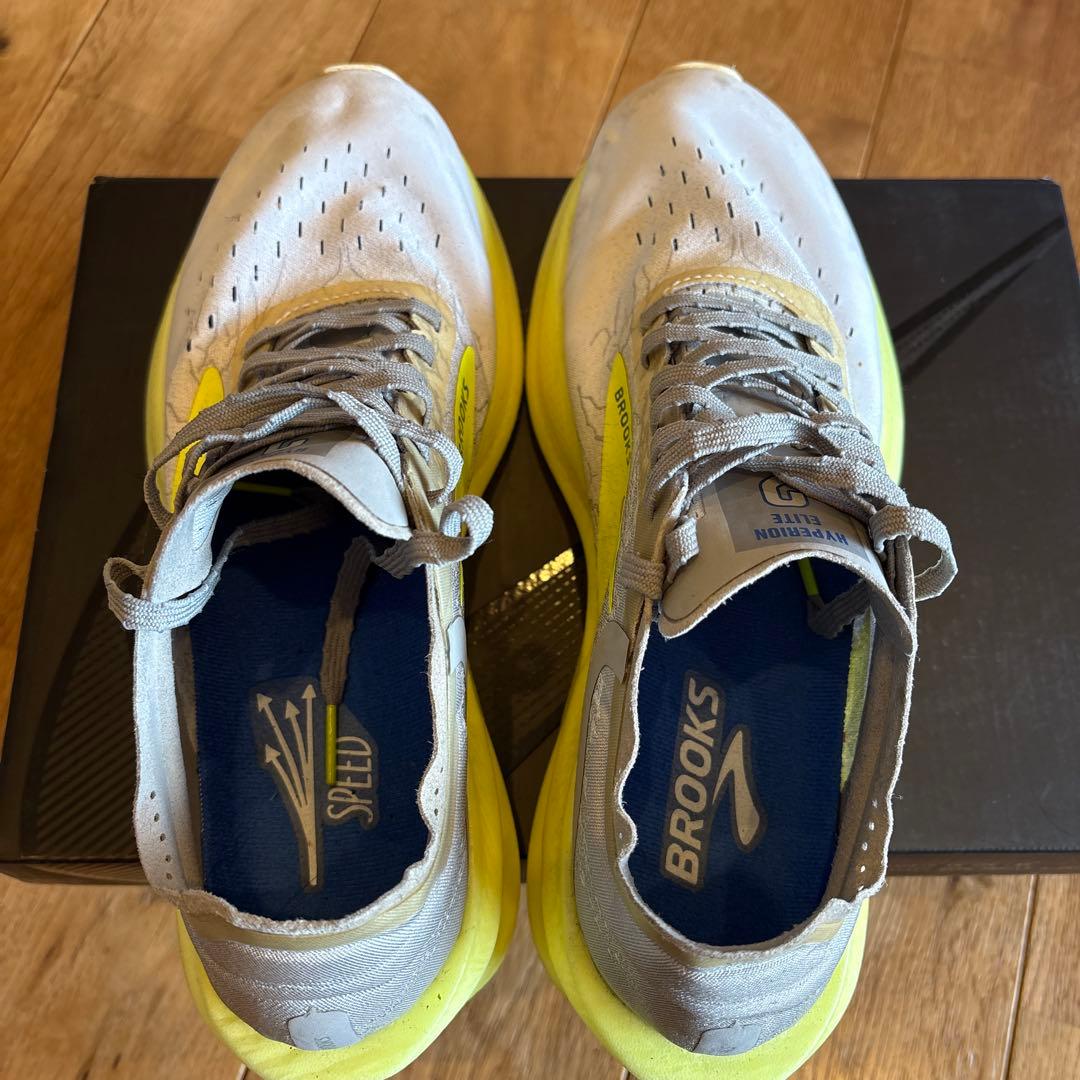 BROOKS HYPERION ELITE 2 グレー/イエロー　26cm