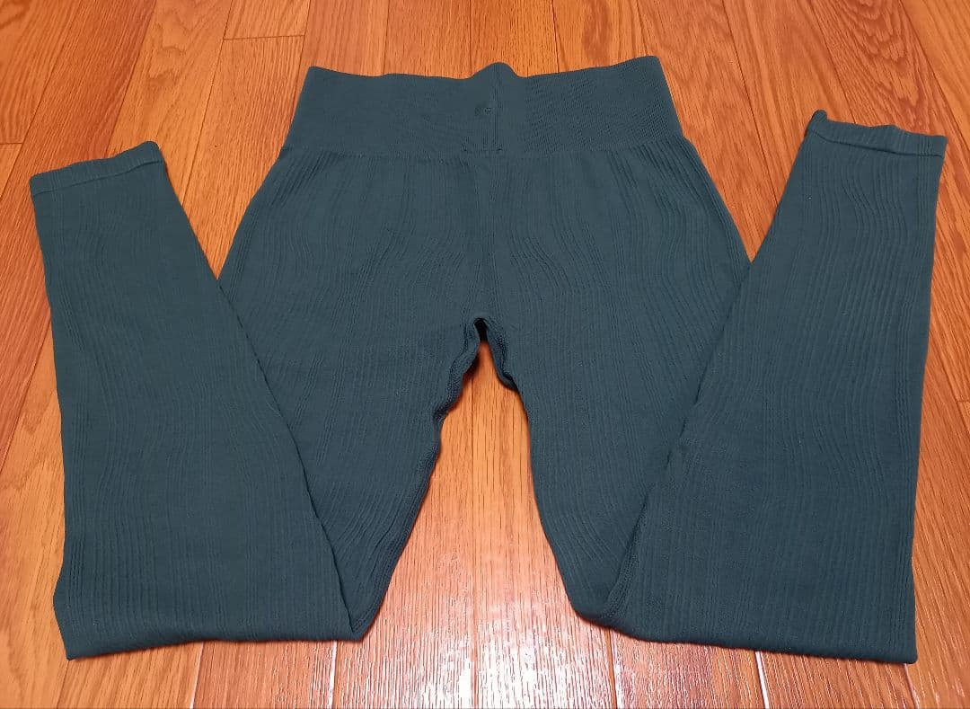 SUKALA スカーラ ウエーブリブアクティブレギンス ダークグリーン M
