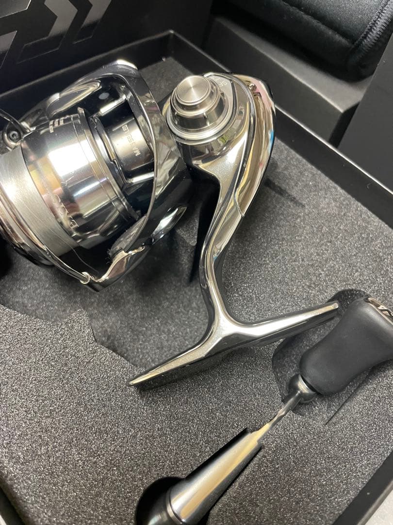 美品❗️22イグジストSF2500SS♪ダイワ