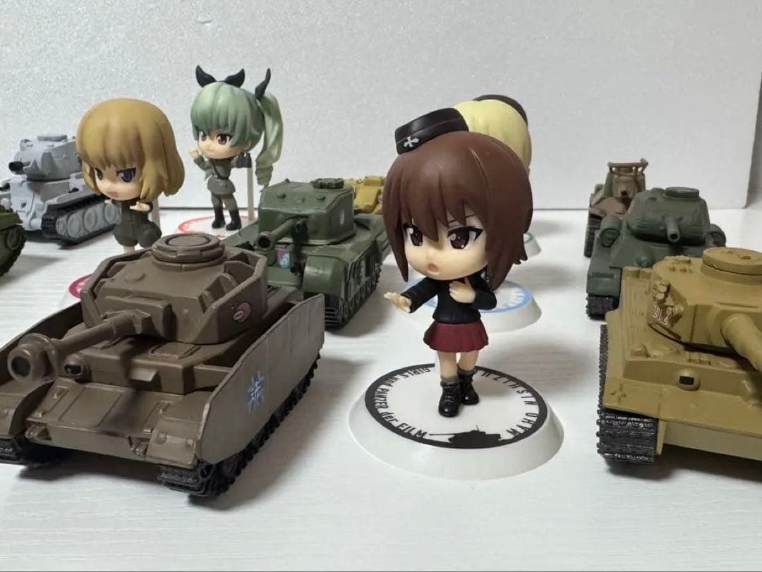 ちびきゅん　ガールズ&パンツァー劇場版　キャラ&戦車セット　全種類　ガルパン