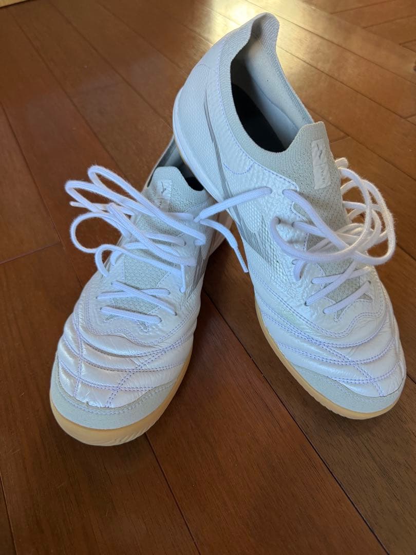 Mizuno フットサルシューズ