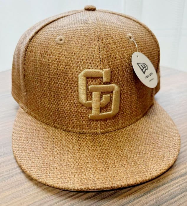 【新品タグ付】中日ドラゴンズ NEW ERA 沖縄キャンプ 現地限定販売
