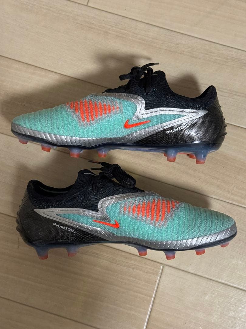 Nike ファントム 6 LOW エリート LE AG PRO 25.5