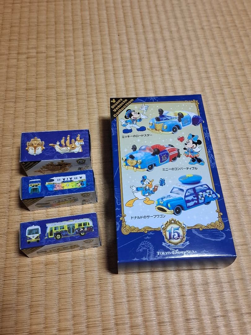 ディズニーシー限定　15周年記念　Vehicle Collection トミカ