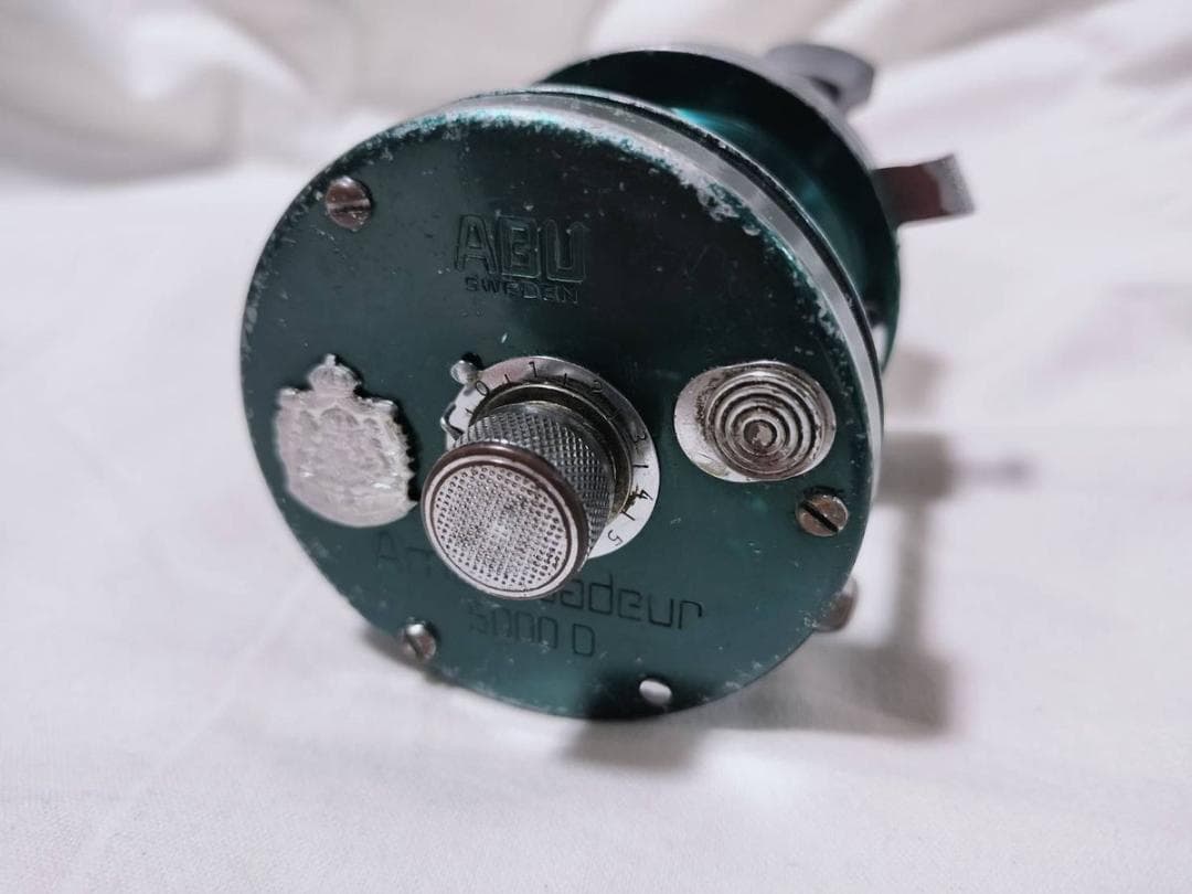 アブガルシア　アンバサダー5000D 　ビンテージ　リール abu 　グリーン
