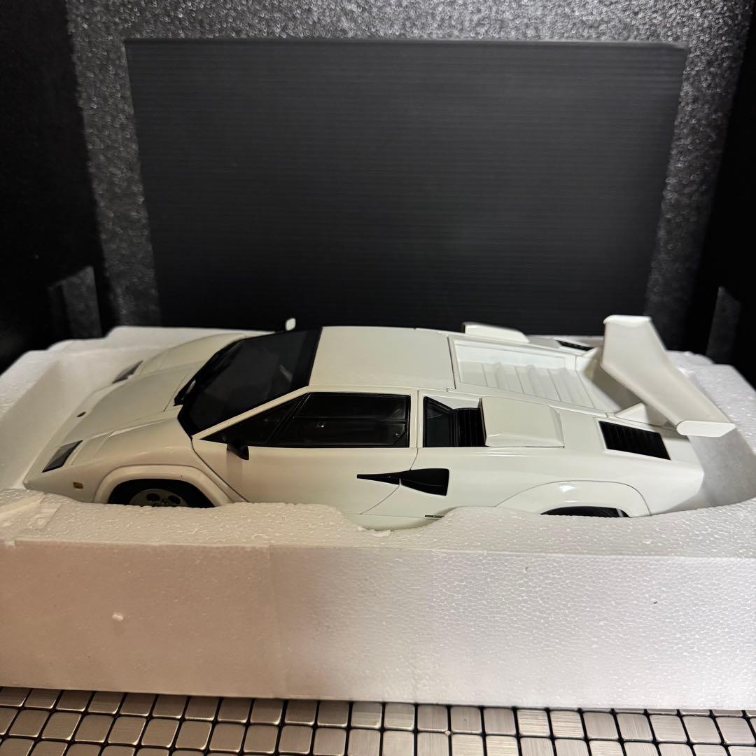 絶版未展示品 オートアート 1/18 ランボルギーニ カウンタック 5000S