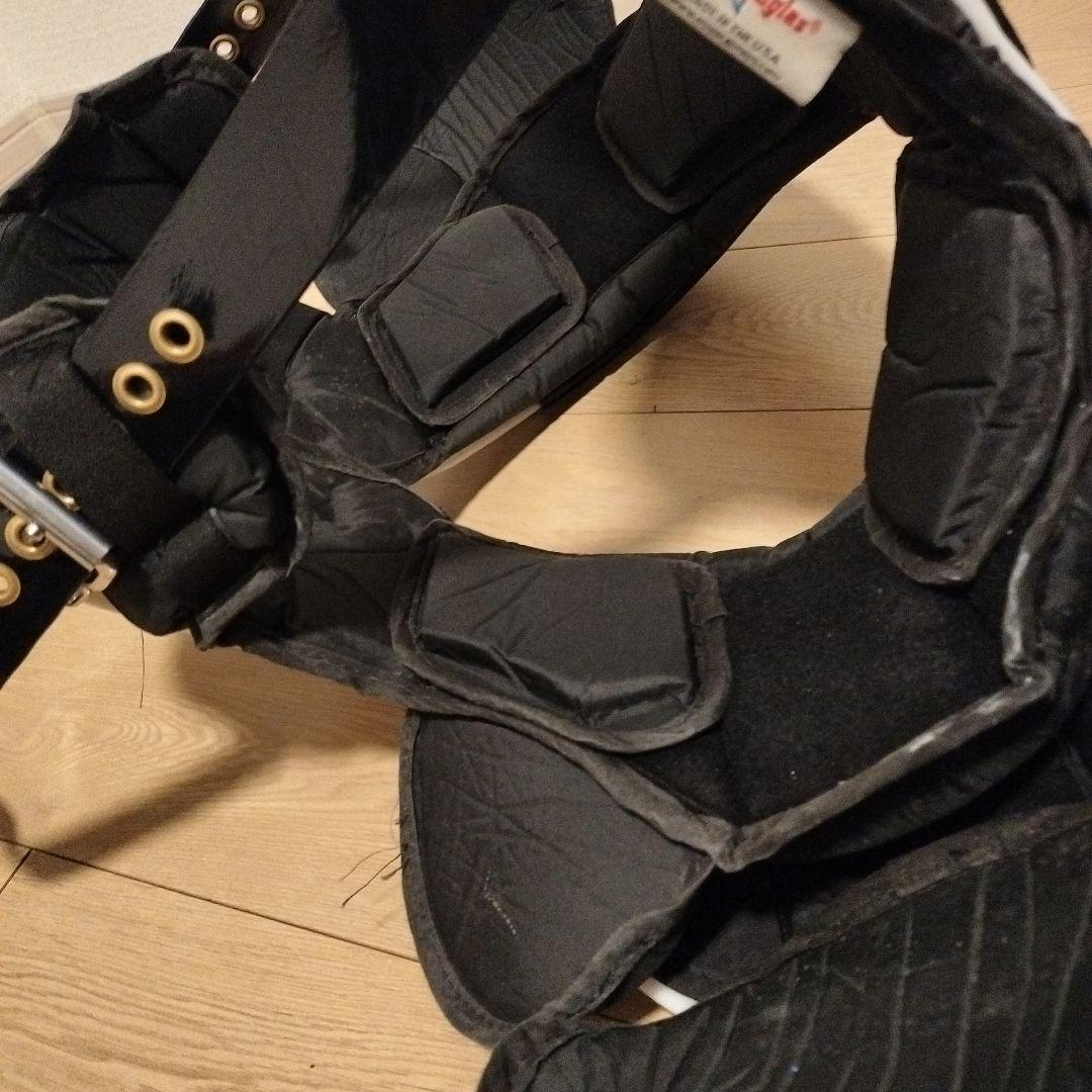 【美品】アメリカンフットボール、ショルダーパッド、CP Mr.D-Z