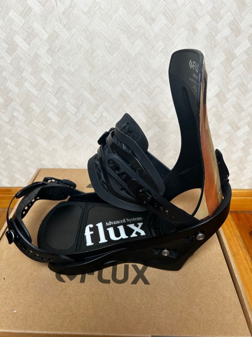 Flux F23XVMT ビンディング Mサイズ
