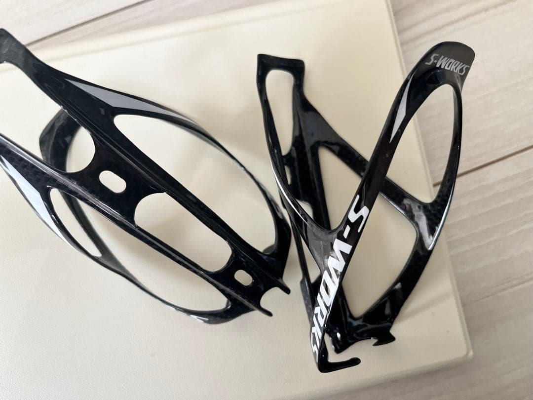 S-WORKS ボトルケージ ブラック　カーボン製