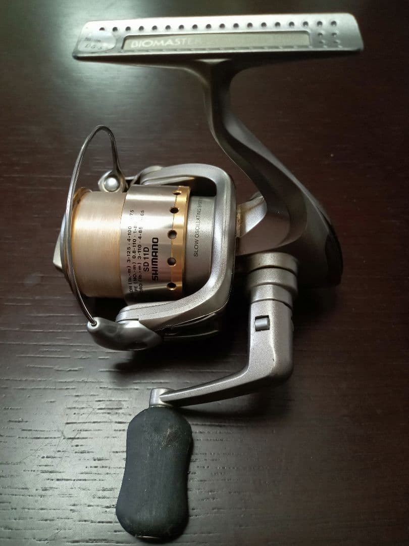 SHIMANO BIOMASTER 2000S スピニングリール(左ハンドル）