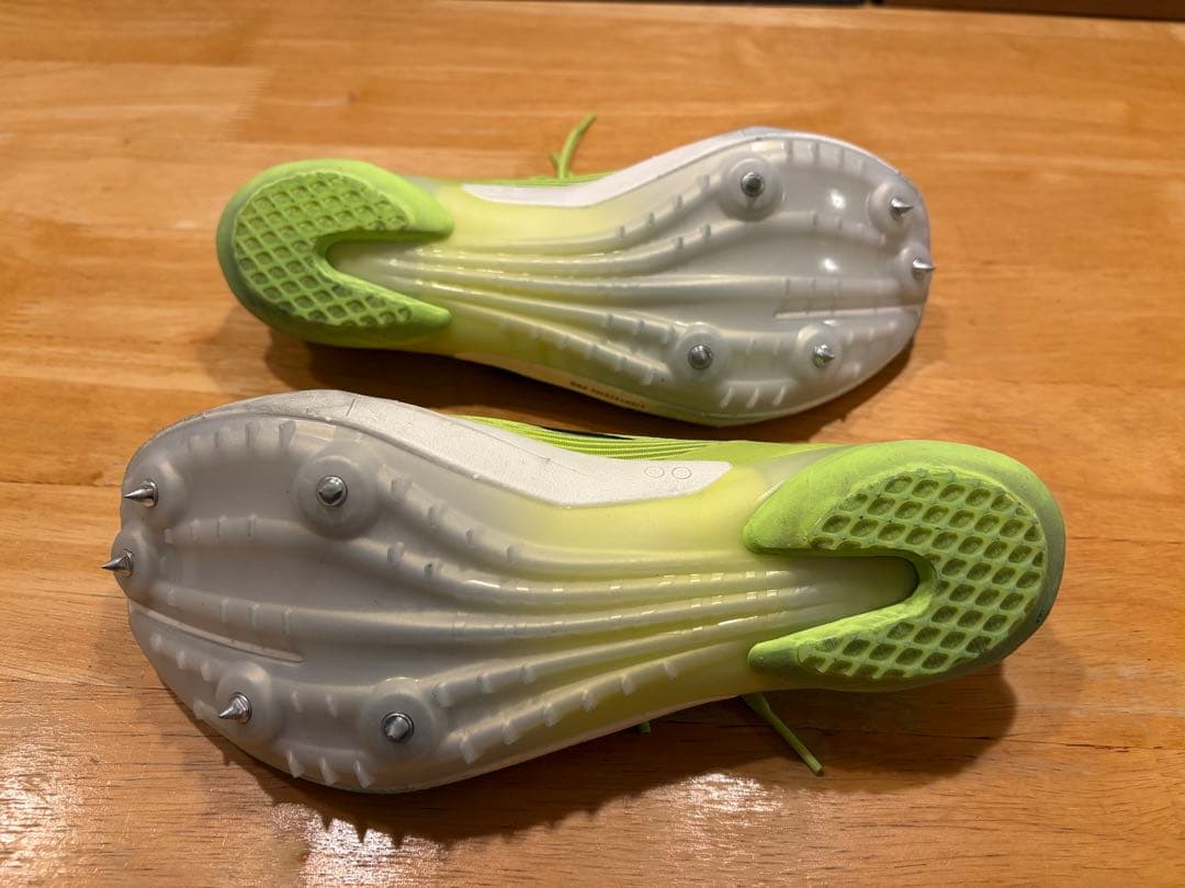 アディゼロ アンビション　24.5