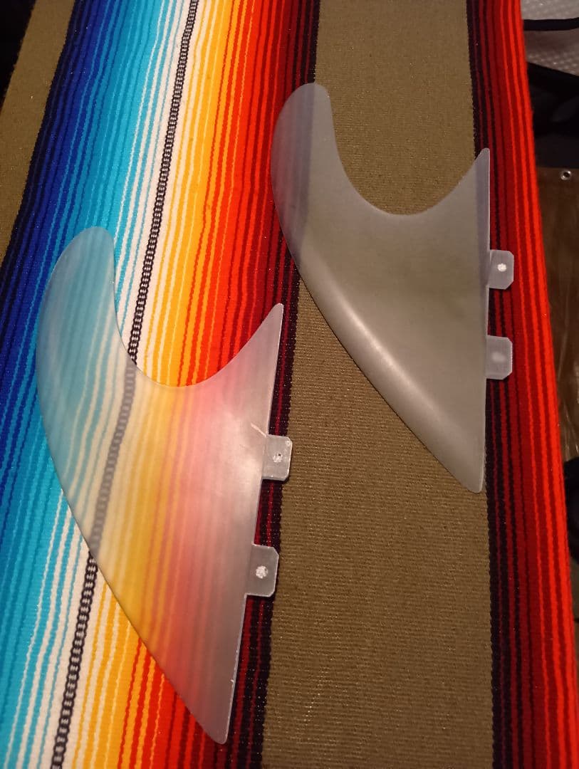 サーフィン・ボディボード nakisurf Groovy Fins Magical Curve Twin