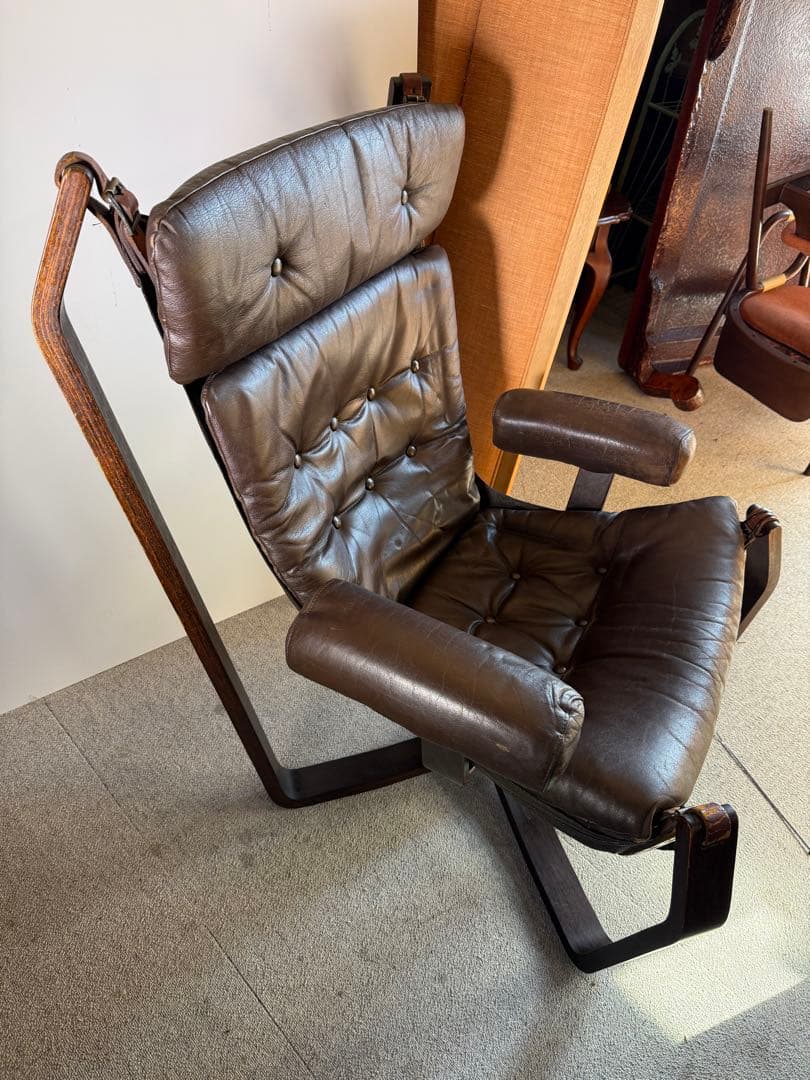 シガード・レッセル Falcon Chair with Arm バットネ 北欧