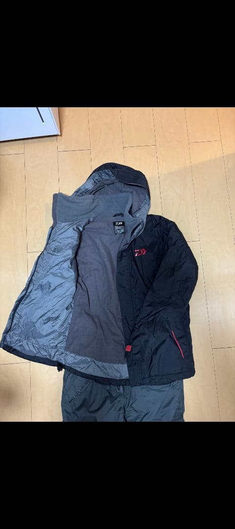 Daiwa フィッシングスーツ Мサイズ ブラック/グレー