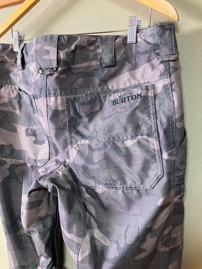Burton バートン スノーボードパンツ　迷彩　カモフラ　Dry ride