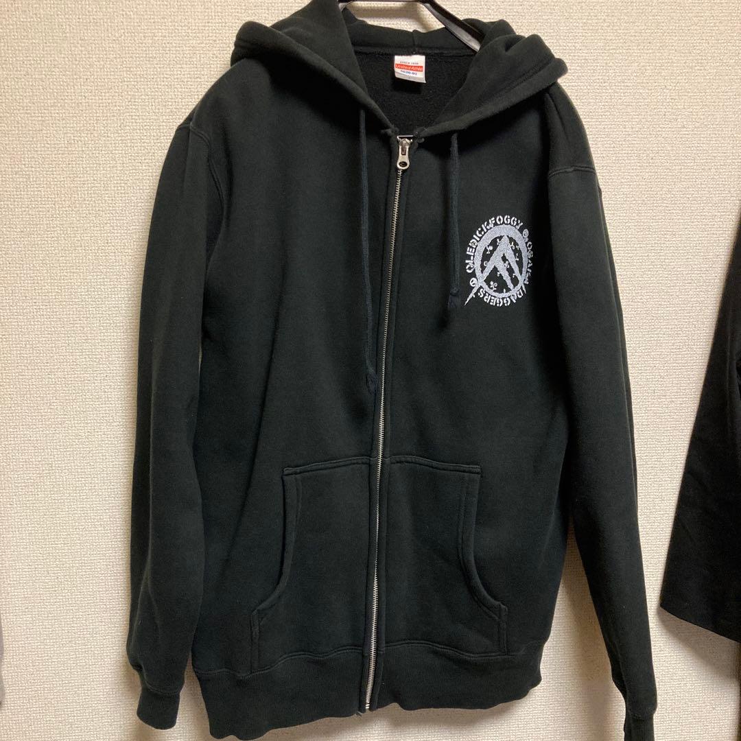 ①OLEDICKFOGGY x OSAKA DAGGERS 限定コラボパーカー