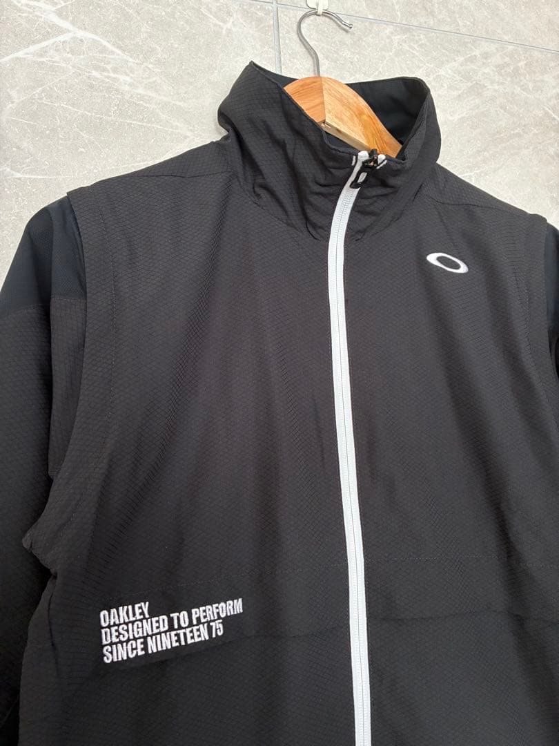 美品 OAKLEY GOLF オークリーゴルフ2WAYブルゾン ブラック M