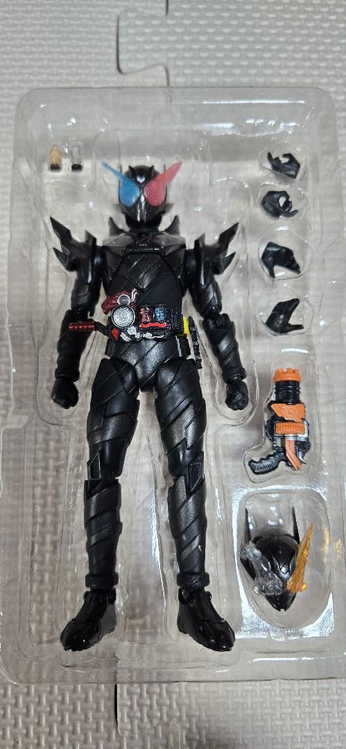 【最終値下】S.H.Figuarts仮面ライダービルドラビットタンクハザード