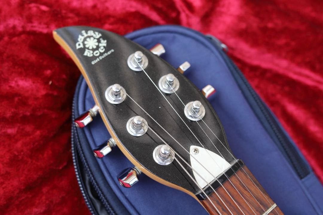 メンテ済 一部難有 DAISY ROCK Girl Guitars バタフライ