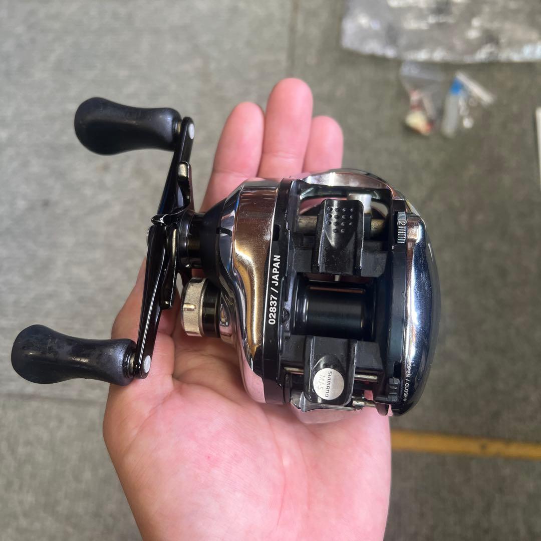 12ANTARES HG ベイトリール シルバー