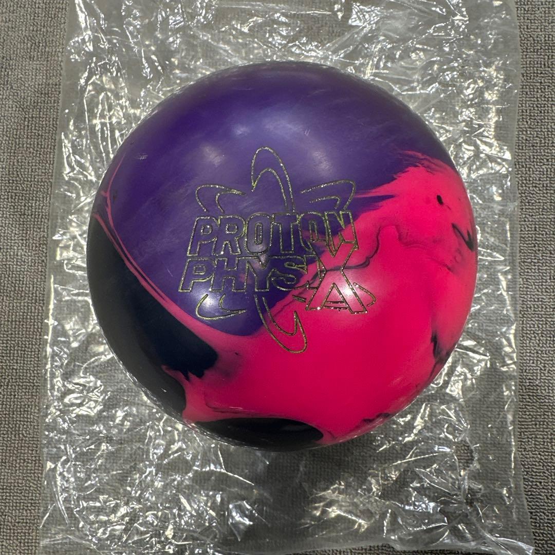 STORM PROTON PHYSIX ボウリングボール
