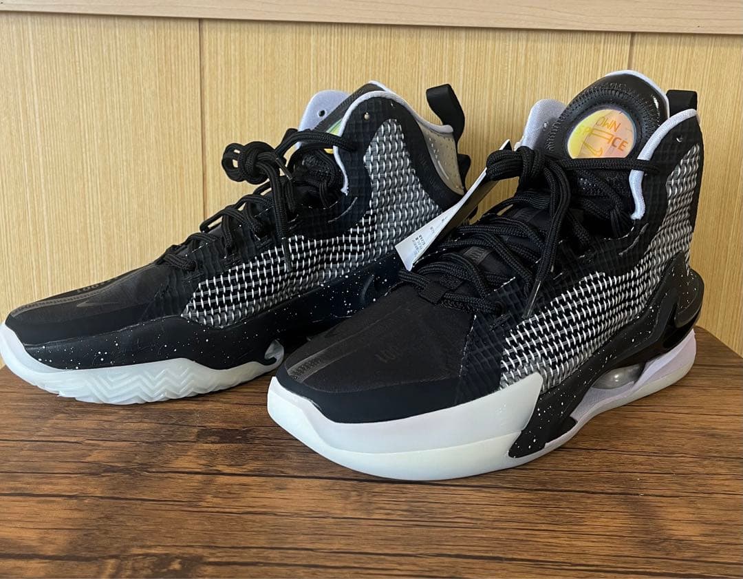 新品未使用　NIKE AIR ZOOM G.T.JUNP EP 27.0