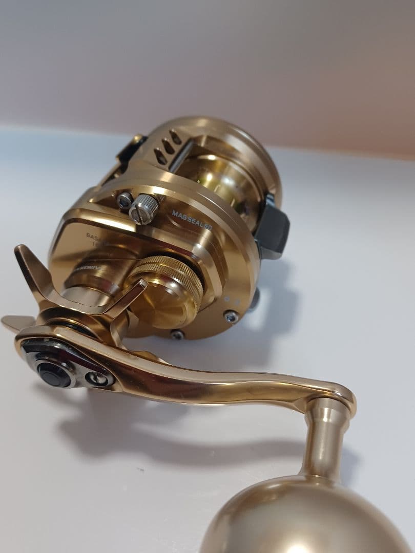 ☆値下げ☆DAIWA バサラ100L BASARA 極美品