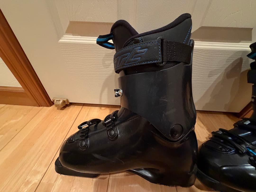 HART スキー用ブーツ　25cm