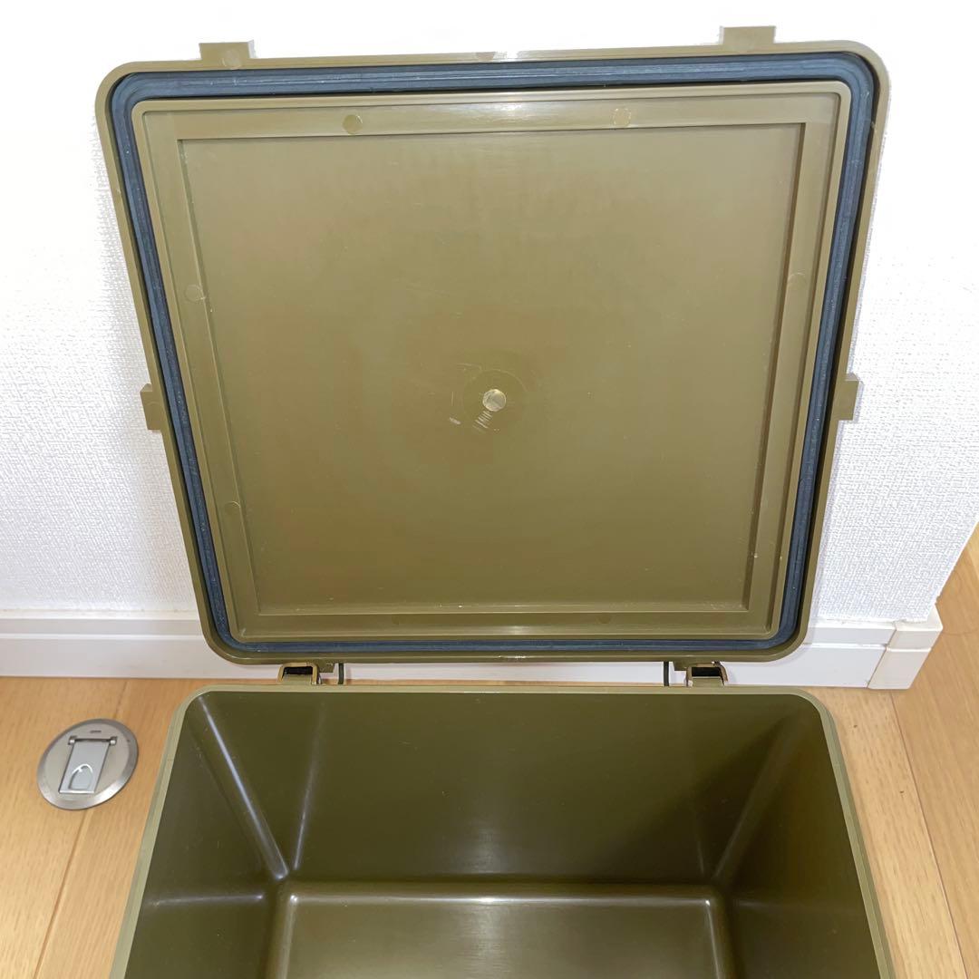 米軍実物　払い下げ　ファーストエイド・キットBOX 人気商品！1996年製