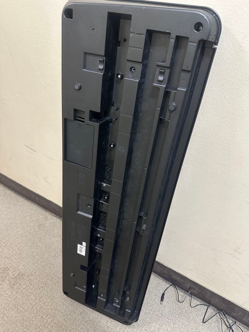 ● YAMAHA 61鍵電子キーボード　PSR-E360MA 25年製