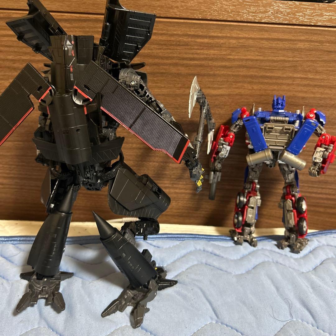 スタジオシリーズ　オプティマスプライム　ジェットファイヤー　メガトロン　セット
