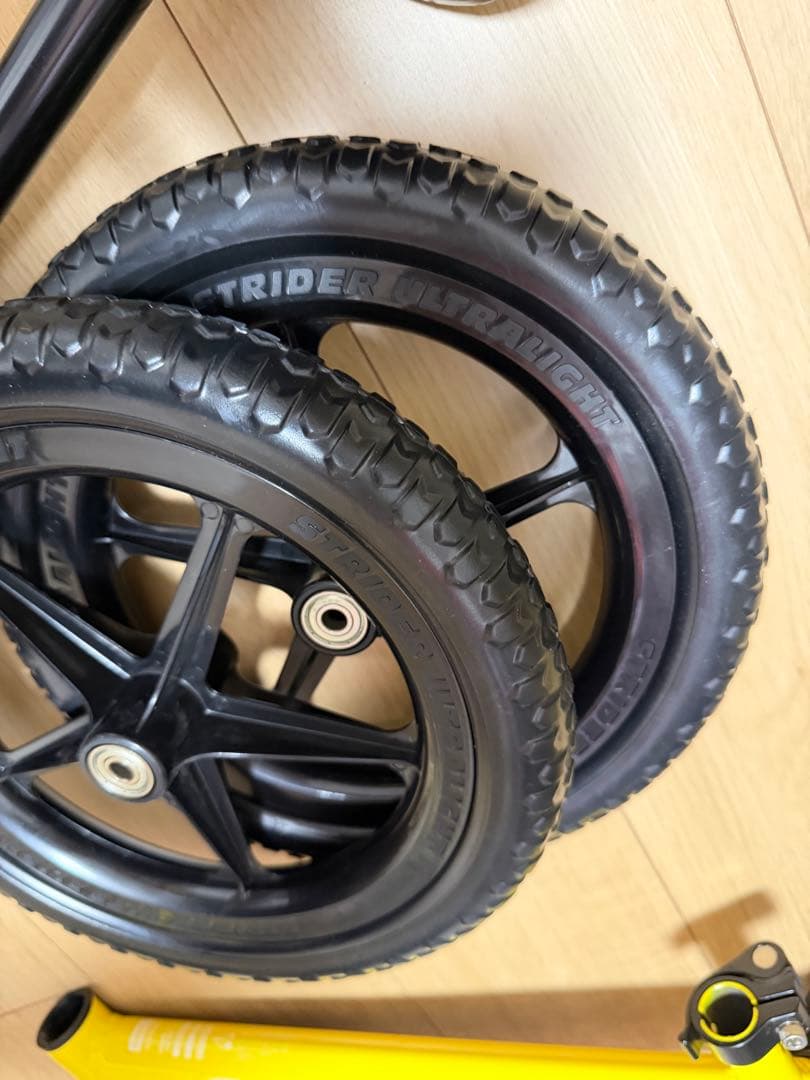 STRIDER ストライダー　ほぼ新品　イエロー