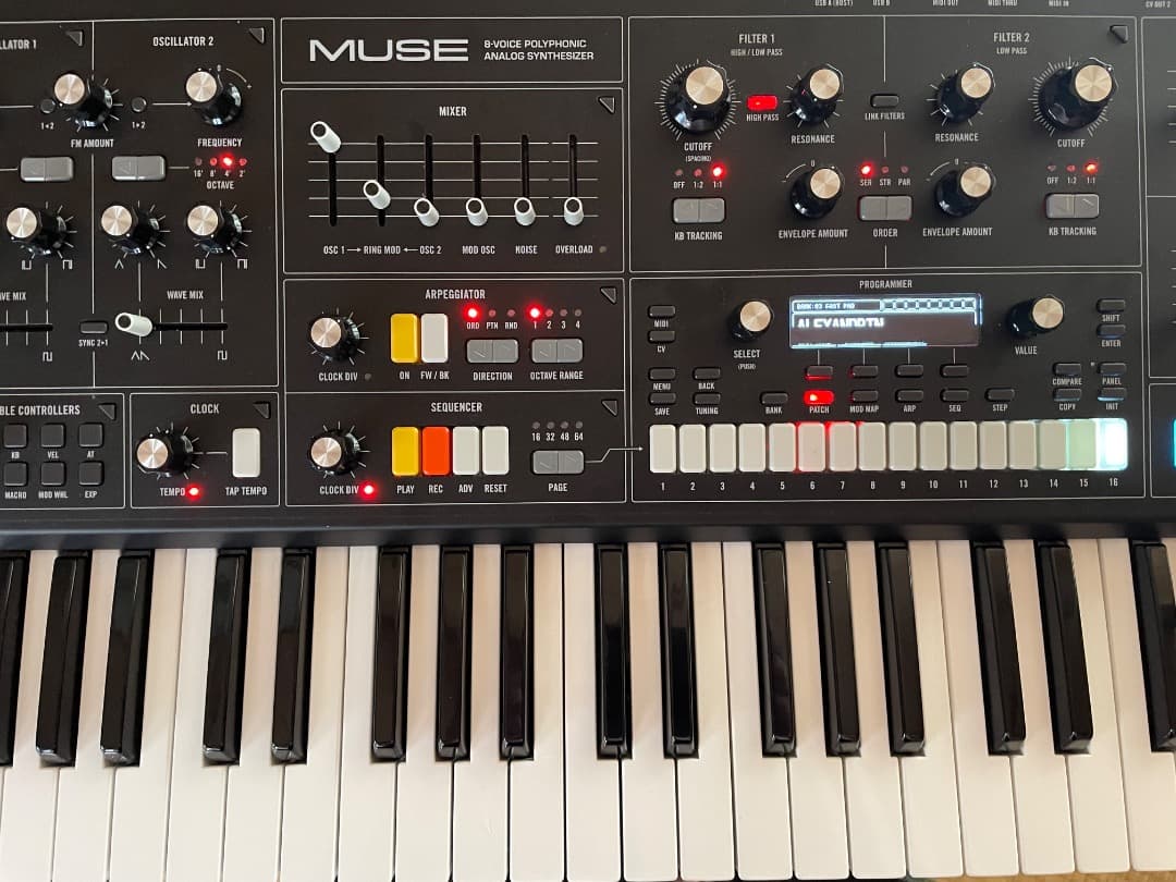 新品同様！ほぼ未使用！MOOG MUSE アナログシンセサイザー