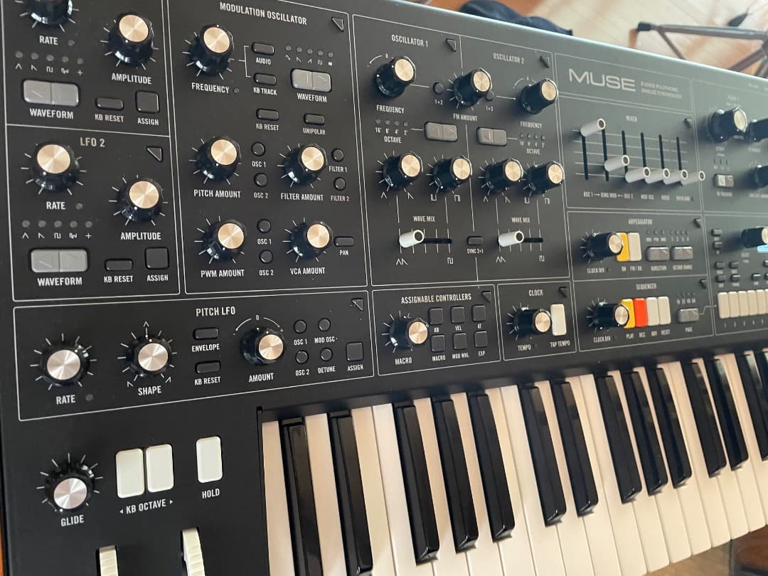 新品同様！ほぼ未使用！MOOG MUSE アナログシンセサイザー