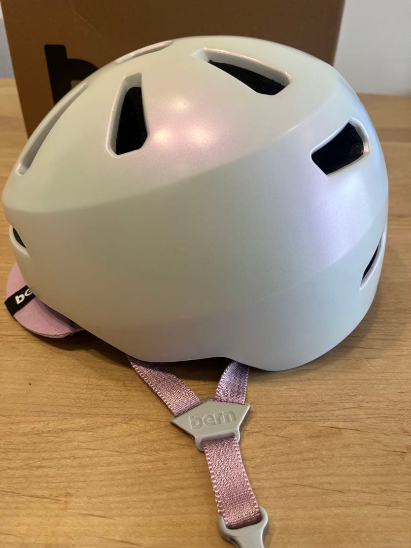 bern NINO2.0 ジュニアヘルメット　自転車ヘルメット