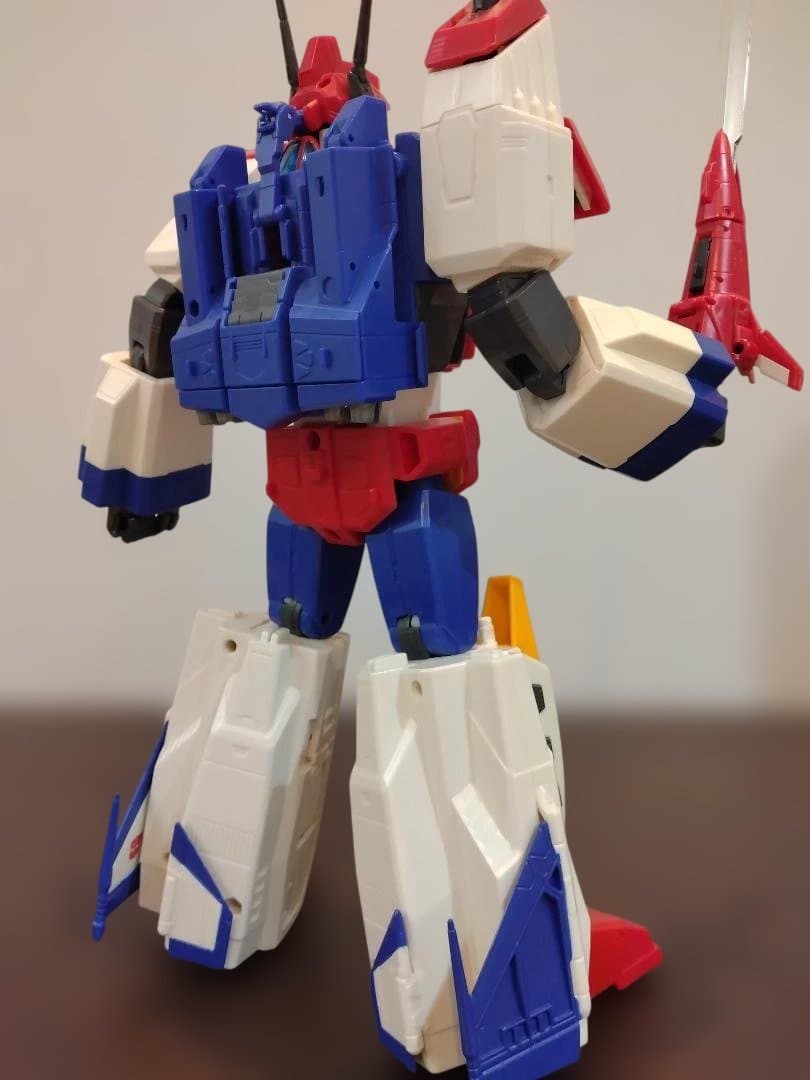 トランスフォーマーMP　ビクトリーセイバー